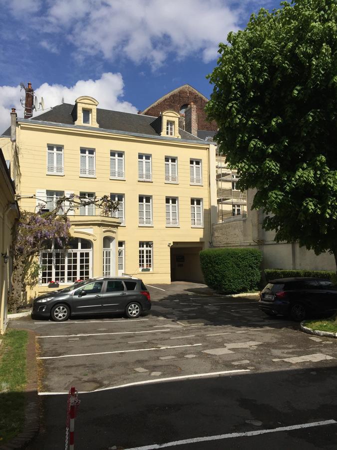 Hotel Memorial Saint-Quentin  Exteriör bild
