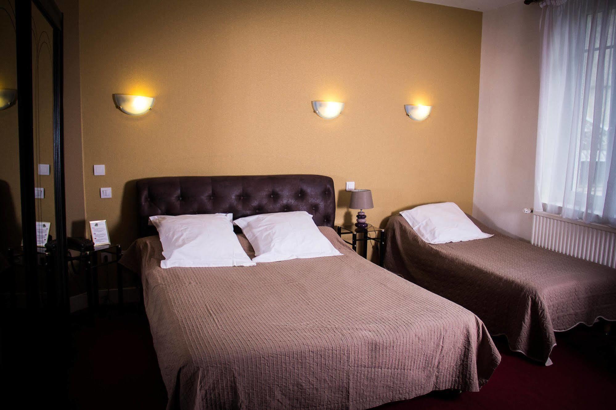 Hotel Memorial Saint-Quentin  Exteriör bild